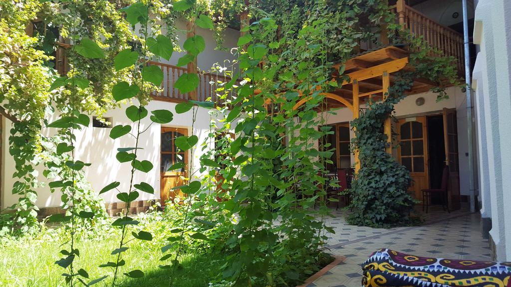 Bed and Breakfast Jahongir Samarkand Exteriér fotografie